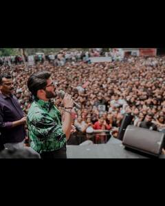 Dulquer Salmaan : துல்கர் சல்மானை பார்க்க குவிந்த கூட்டம்..கூல் செல்ஃபி எடுத்து அசத்திய மாலிவுட் நாயகன்!