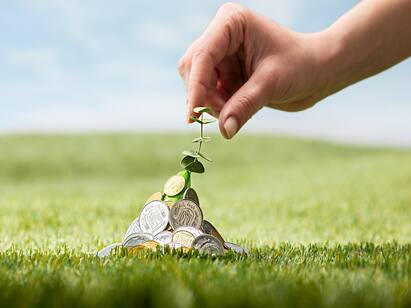 Secure Your Financial Future: 5 Smart Investments to Take Control of Your Destiny உங்கள் நிதி எதிர்காலத்தைப் பாதுகாத்திடுங்கள்: உங்கள் இலக்கை அடைய 5 புத்திசாலித்தனமான முதலீடுகள்