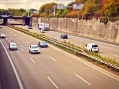 कुछ देशों में लेफ्ट, तो कुछ में राइट साइड क्यों चलती हैं गाड़ियां? समझिये इसके पीछे की कहानी