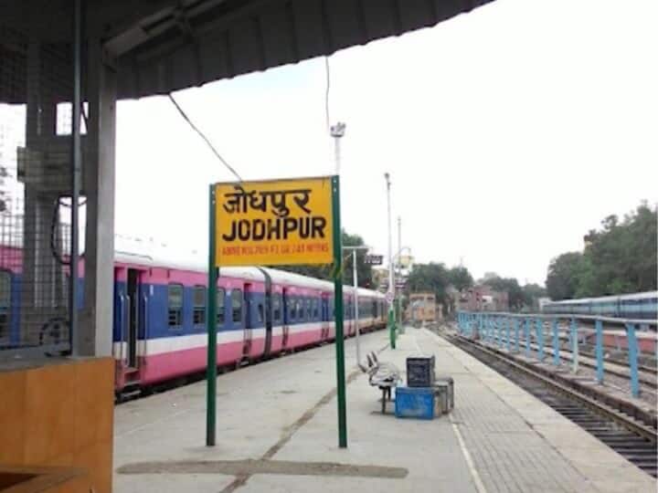 Railway Minister Ashwini Vaishnaw announced upgradation of 82 stations to be world class in Rajasthan ann Rajasthan News: राजस्थान के ये 82 स्टेशन ही क्यों किए जाएंगे वर्ल्ड क्लास, क्या है इसके पीछे पूरी रणनीति?