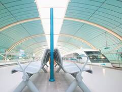 ਦੁਨੀਆ ਦੀ ਸਭ ਤੋਂ ਤੇਜ਼ ਰੇਲ...ਇਸ ਦੇ ਨਹੀਂ ਲੋਹੇ ਦੇ ਪਹੀਏ, ਪੂਰੀ ਟਰੇਨ ਹਵਾ 'ਚ ਰਹਿੰਦੀ ਹੈ!