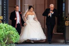 क्या शादी करने वाली हैं Selena Gomez? एक्ट्रेस की वेडिंग गाउन में फोटोज हुईं वायरल