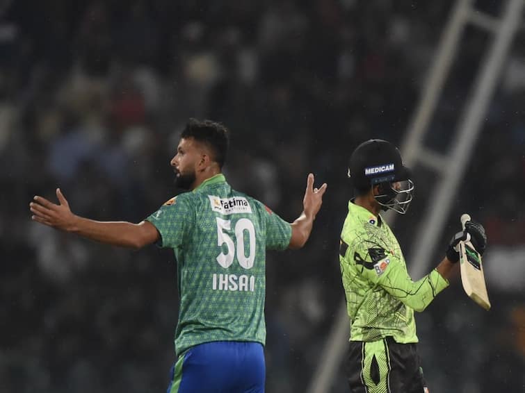 Multan Sultans Bowler Ihsanullah Khan Gets Grand Reception In Swat After PSL 2023 Viral Video Multan Sultans Pacer Ihsanullah Khan Gets Grand Reception In His Hometown After PSL 2023