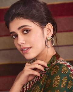 Sanjana Sanghi Looks Elegant Draped In Anita Dongre's Six Yards Of Grace, SEE PICS