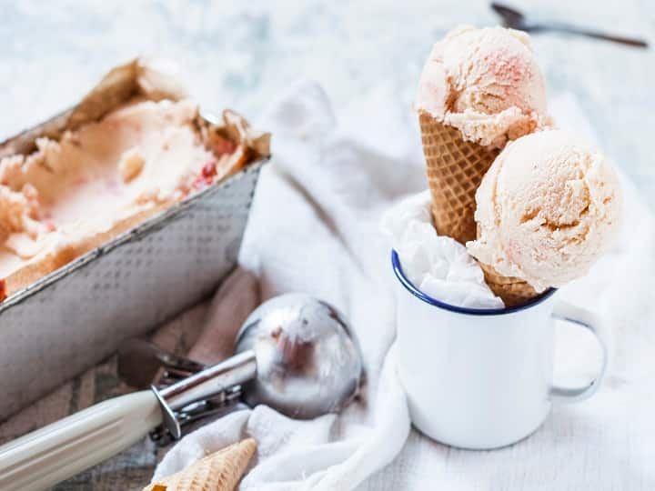 Can Ice Cream Cause Of Heart Attack Can eating a lot of ice cream increase risk of heart attacks Heart Attack:  શું વધુ આઇસ્ક્રીમ ખાવાથી વધે છે હાર્ટ અટેકનું જોખમ? જાણો શું કહે છે એક્સપર્ટ?