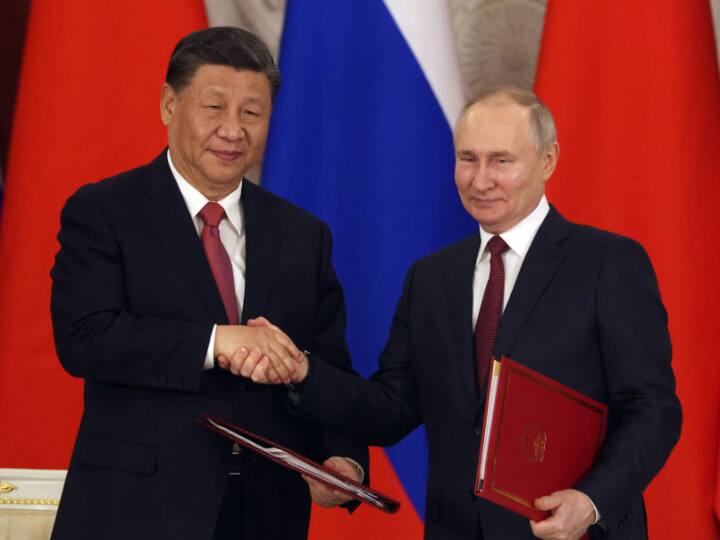 Russian President Vladimir Putin China Xi Jinping talk about ukraine peace plan Russia-China Relation: 'हम चाहते है शांति, लेकिन वो तैयार नहीं होंगे', पुतिन ने पश्चिमी देशों को यूक्रेन युद्ध के मुद्दे पर घेरा