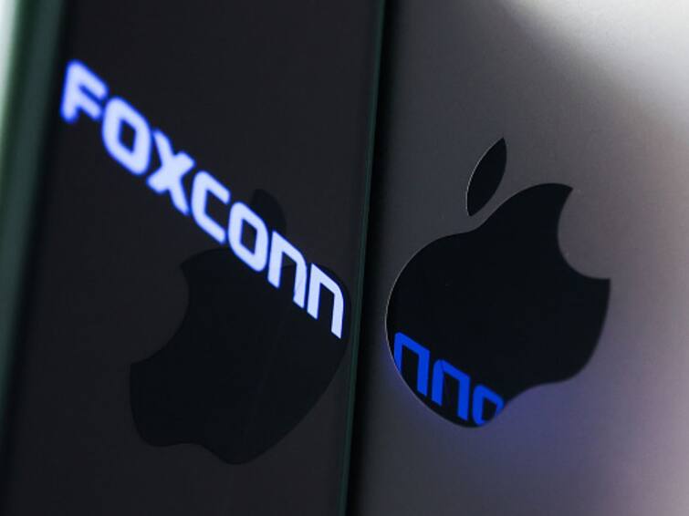 iPhone-Maker Foxconn Receives Karnataka Govt Approval On Rs 8,000 Crore Project, May Generate 50,000 Jobs iPhone-Maker Foxconn Receives Karnataka Govt Approval On Rs 8,000 Crore Project, May Generate 50,000 Jobs