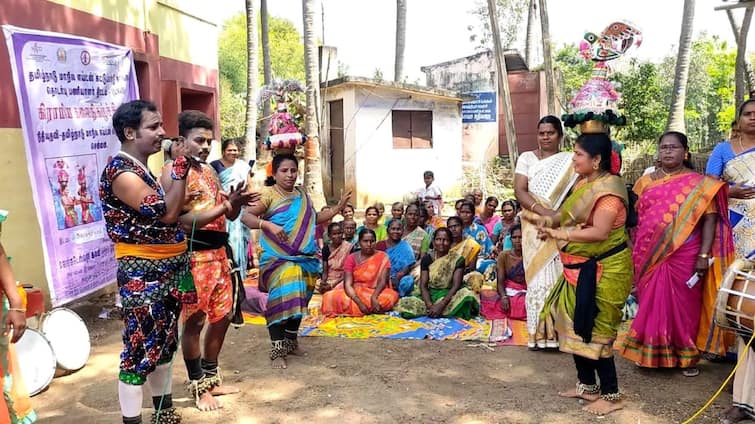 Awareness about HIV through rural arts program in Alavantipuram near Kumbakonam TNN கும்பகோணம் அருகே அலவந்திபுரத்தில் எச்ஐவி குறித்து கிராமிய கலை நிகழ்ச்சி மூலம் விழிப்புணர்வு