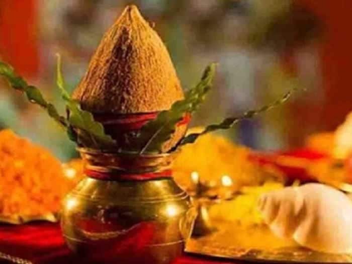 ચૈત્રી નવરાત્રી 22 માર્ચથી 30 માર્ચ સુધી રહેશે. આ નવ દિવસોમાં માતા રાણીના નવ સ્વરૂપો એટલે કે શૈલપુત્રી, બ્રહ્મચારિણી, ચંદ્રઘંટા, મા કુષ્માંડા, સ્કંદમાતા, કાત્યાયની, કાલરાત્રી, મહાગૌરી અને સિદ્ધિદાત્રીની પૂજા કરવામાં આવે છે.