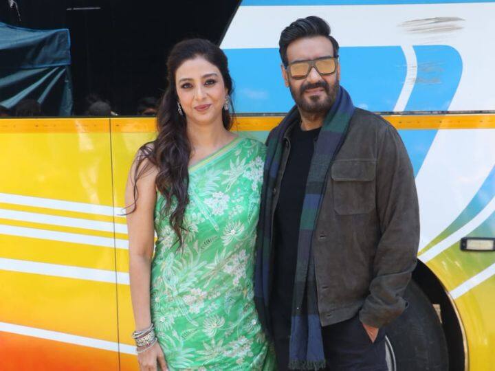 Ajay-Tabu Bholaa: बॉलीवुड सुपरस्टार अजय देवगन और तब्बू इन दिनों अपनी अकमिंग फिल्म 'भोला' के प्रमोशन में लगे हुए हैं. इसी बीच अजय और तब्बू कॉमेडी टीवी शो द कपिल शर्मा शो पर पहुंचे हैं.