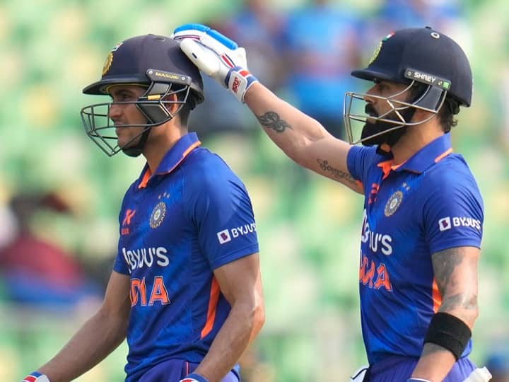 Shubman Gill First Indian batter to left Virat Kohli behind in Indian batters Rankings in 12 Years Virat Kohli Rankings: 12 साल तक भारतीय बल्लेबाजों में टॉप रैंकिंग पर रहे कोहली, अब शुभमन गिल निकले आगे