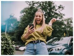 फिनलैंड के लोग हैं सबसे ज्यादा खुश... क्या आप जानते हैं कि आखिर खुशियां कैसे मापी जाती है?