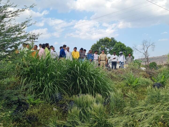 यावेळी ज्या शेतकऱ्यांचे पंचनामे झालेले आहेत, त्या पंचनाम्यांचीही पाहणी करुन उर्वरित शेतकऱ्यांचे पंचनामे तात्काळ करण्याचे संबंधिताना निर्देश दिले.