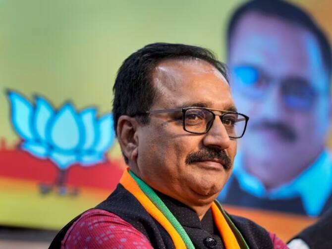 Virendra Sachdeva Appointed Delhi BJP President Know Full Details | Delhi. वीरेंद्र  सचदेवा बनाए गए दिल्ली बीजेपी प्रदेश अध्यक्ष, जानें उनके बारे में पूरी डिटेल
