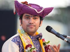 पंडित धीरेंद्र शास्त्री छह अप्रैल से विदिशा में कहेंगे भागवत कथा, इस तरह श्रद्धालुओं को दिया जा रहा है निमंत्रण