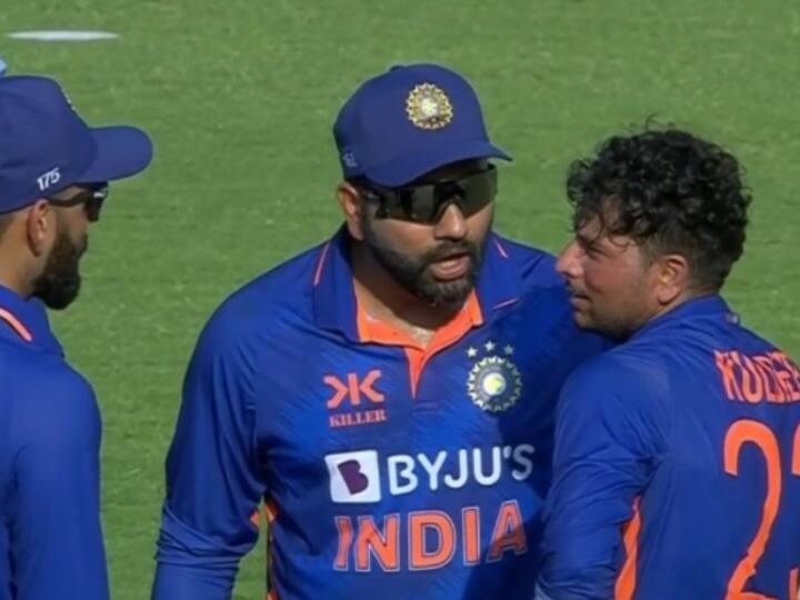 ind vs aus Kuldeep Yadav spoiled DRS in 3rd odi captain Rohit Sharma loses his cool IND vs AUS: कुलदीप यादव ने तीसरे वनडे में खराब किया DRS, वीडियो में देखें कैसे गुस्सा हो गए रोहित