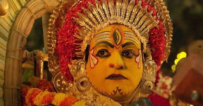 20 கோடி முதலீட்டில் உருவான காந்தாரா 450 கோடி வசூலை ஈட்டி திரையுலகினரை ஆச்சரியத்தில் முழ்கடித்தது.