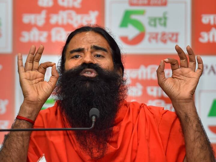 Baba Ramdev said Uniform Civil Code and population control law is yet to come till 2024 after Ram Mandir Baba Ramdev: बाबा रामदेव बोले- 'यूनिफॉर्म सिविल कोड और जनसंख्या नियंत्रण कानून आना बाकी', बताया कब तक होगा ये काम