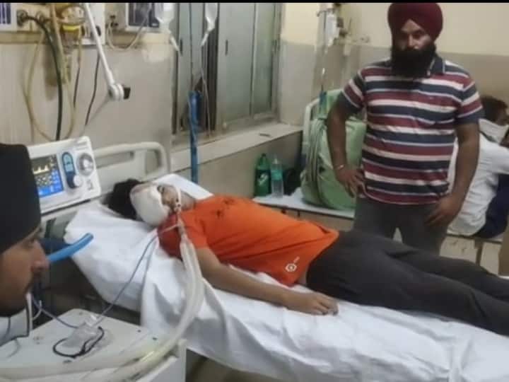 Rajasthan: बच्चे के लिए जानलेवा बनी घर में रखी गन, दोस्तों को दिखाते-दिखाते दब गया ट्रिगर और... Kota Bullet fired at playing time and hit the brain of a 17 years old student condition became serious ANN Rajasthan: बच्चे के लिए जानलेवा बनी घर में रखी गन, दोस्तों को दिखाते-दिखाते दब गया ट्रिगर और...