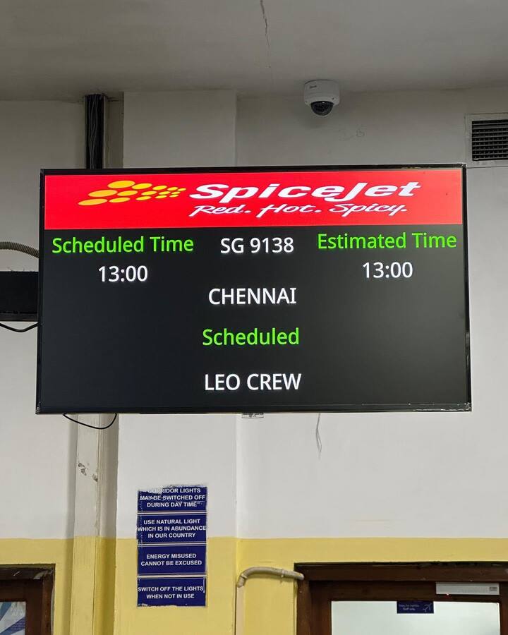 தற்போது லியோ படத்தின் முதல் கட்ட படப்பிடிப்பு காஷ்மீரில் முடிந்த நிலையில், இக்குழு சென்னைக்கு திரும்பியுள்ளது
