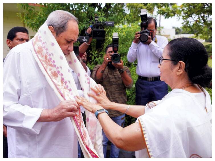 Mamata Banerjee Meets Odisha CM Naveen Patnaik Amid Speculation Over New Front 'Resolved To Make Federal Structure Of Country Strong': Odisha CM Patnaik After Meeting Mamata