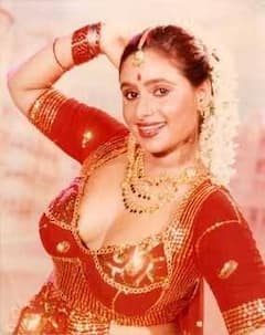 'मैंने प्यार किया' की एक्ट्रेस की बहन और पति ने मिलकर की थी ये घिनोनी हरकत, तब एक्ट्रेस के लिए फरिश्ता बने थे सलमान ख़ान