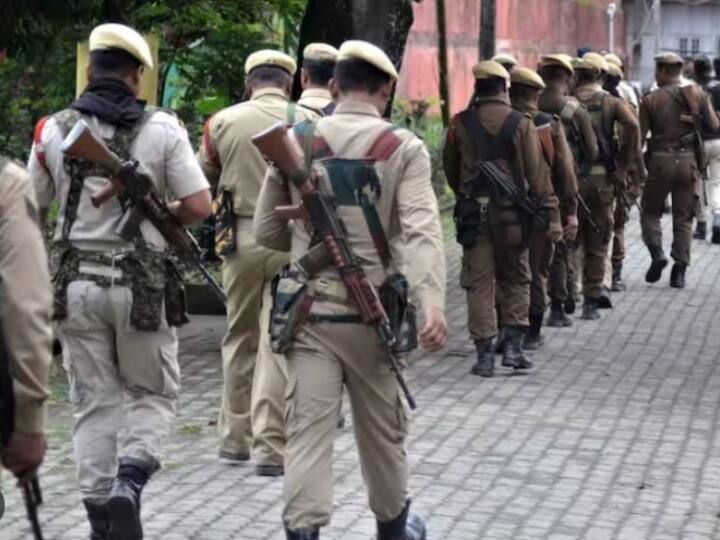 Security tightened in Dibrugarh jail after 7 associates of 'Waris Punjab Day' chief Punjab Amritpal Singh were brought Waris Punjab De: जेल के बाहर पैंथर कमांडो की तैनाती, अंदर CRPF का पहरा, 5 लेयर सिक्योसिटी के कैद हैं अमृतपाल सिंह के सहयोगी