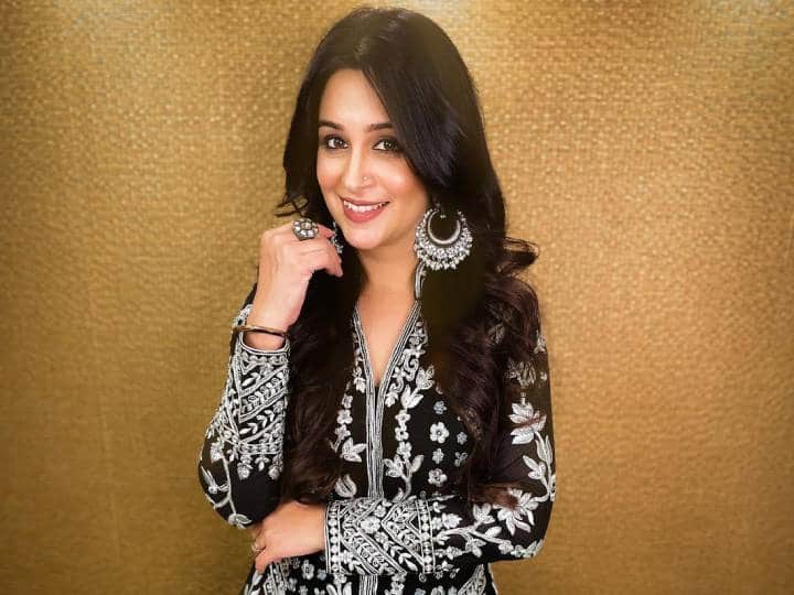 Dipika Kakar First Husband Divorce Reason After Taking Divorce Sasural Simar Ka Actress Married With Shoaib Ibrahim