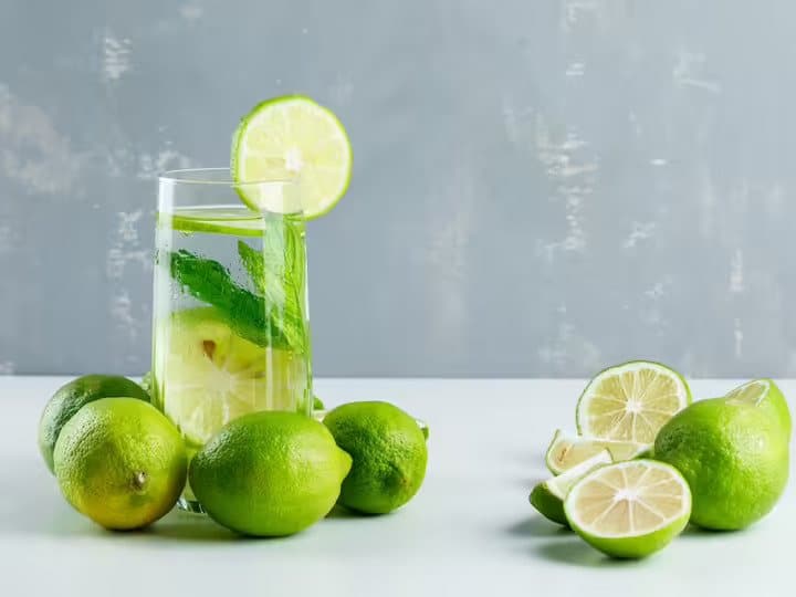 Is lemon water effective in weight loss or burn fat know the truth क्या नींबू पानी से सच में तेजी से घुलने लगती है पेट की चर्बी...जानिए क्या है सच्चाई