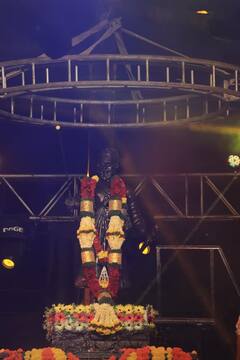 कोल्हापूर : निगवे खालसात पूर्णाकृती शिवरायांच्या पुतळ्याचे लोकार्पण