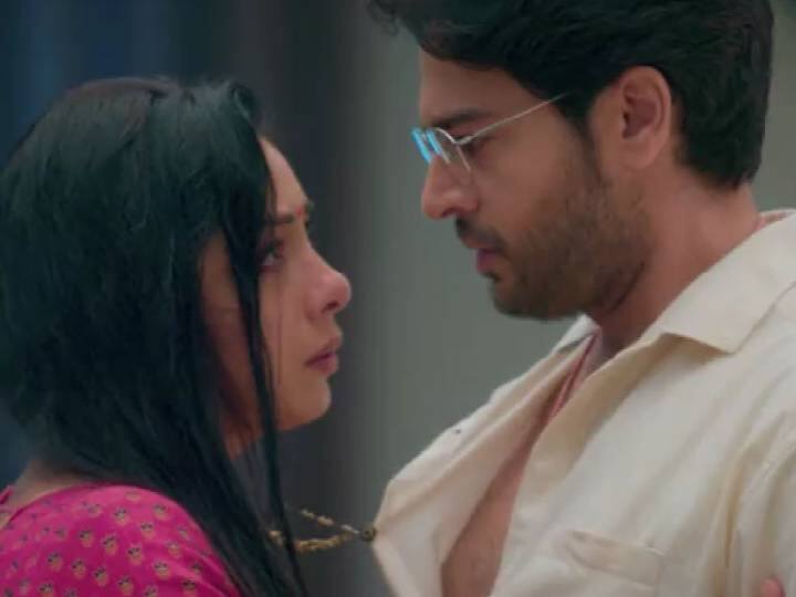 Anupamaa Spoiler Alert Anuj will leave Anupama after breaking his marriage with 26 year old love Anupamaa Spoiler Alert: 26 साल का प्यार खत्म कर अनुपमा को छोड़ गया अनुज, क्या माया के साथ बसाएगा घर?