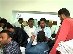 Photo : नामांतराविरोधात आक्षेप दाखल करण्यासाठी नागरिकांची मोठी गर्दी, पाहा फोटो