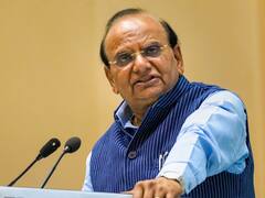 दिल्ली में बड़े स्तर पर फेरबदल, LG विनय सक्सेना ने 19 IPS अधिकारियों का किया तबादला