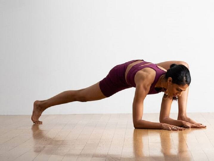 5 Top yoga poses to stay cool and energized this summer காலையில் உடலுக்கு குளிர்ச்சி தந்து மனதுக்கு புத்தணர்ச்சி தரும் 5 யோகா பயிற்சிகள்!