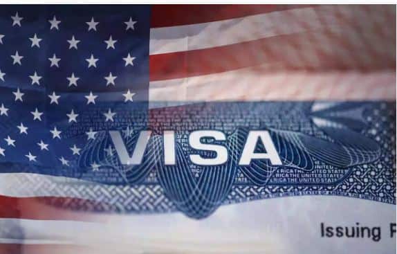 US Tourist Visa Now you will get a job on a tourist visa in America USCIS has given permission US Tourist Visa: ਹੁਣ ਅਮਰੀਕਾ 'ਚ ਟੂਰਿਸਟ ਵੀਜ਼ੇ 'ਤੇ ਮਿਲੇਗੀ ਨੌਕਰੀ, USCIS ਨੇ ਦਿੱਤੀ ਇਜਾਜ਼ਤ!