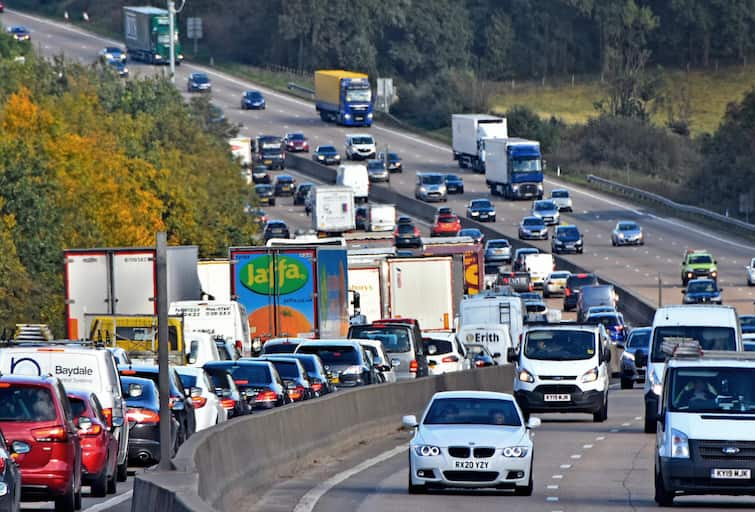 Why do some countries drive on the left and some on the right Understand the real story