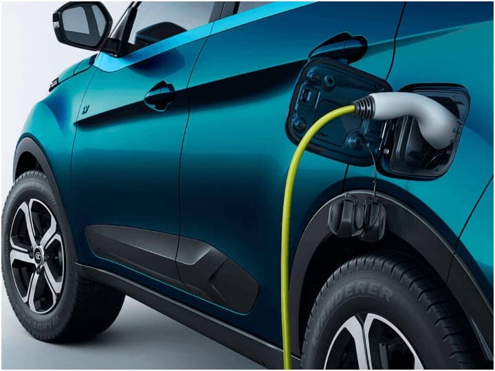 Electric Vehicles: जनवरी से मार्च तक देश में 2.78 लाख से अधिक इलेक्ट्रिक वाहनों का हुआ रजिस्ट्रेशन, नितिन गडकरी ने दी जानकारी Nitin Gadkari said in Lok Sabha more than 2 lakh 78 thousand electric vehicles registered in India Electric Vehicles: जनवरी से मार्च तक देश में 2.78 लाख से अधिक इलेक्ट्रिक वाहनों का हुआ रजिस्ट्रेशन, नितिन गडकरी ने दी जानकारी