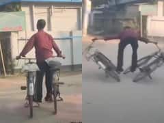 Viral Video: એકસાથે બે સાઈકલ ચલાવતા આ વ્યક્તિને જોઈને તમે પણ રહી જશો દંગ, જુઓ વીડિયો
