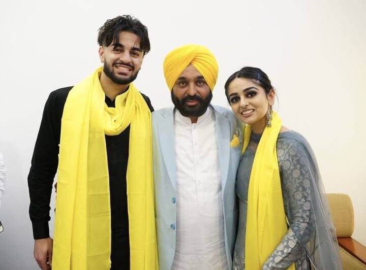 सीरत कौर मान  पंजाब के मुख्यमंत्री भगवंत मान की बेटी हैं. वह भारत से दूर रहकर पढ़ाई कर रही हैं. हाल ही में उन्हें अपने पिता की दूसरी शादी में देखा गया था.