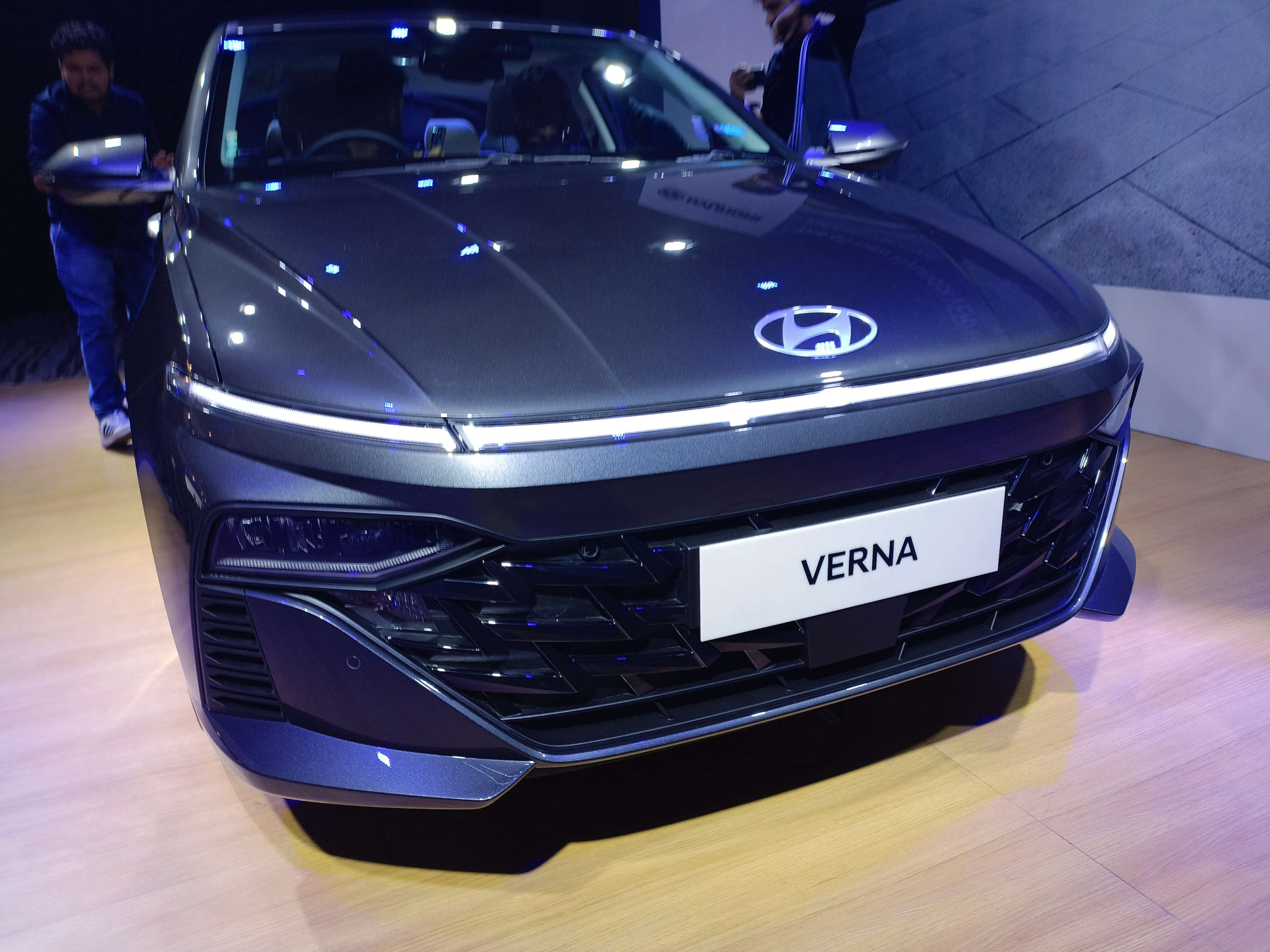 New Hyundai Verna: देखिए 2023 नई हुंडई वरना का फर्स्ट रिव्यू, ये हैं 5 सबसे खास बातें