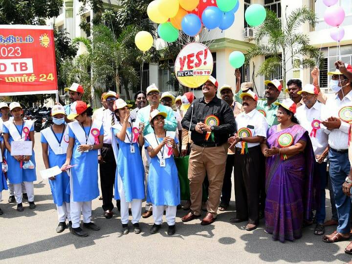 District Collector praised TB workers in Karur TNN கரூரில் காசநோய் பணியாளர்களை பாராட்டிய மாவட்ட ஆட்சியர்