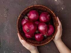 प्याज खाने से कम होगा कोलेस्ट्रॉल का लेवल! डायबिटीज के मरीजों के लिए भी है फायदेमंद, जानिए कैसे?