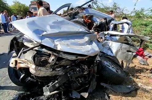 Porbandar bus car accident 2 died પોરબંદર નજીક બસ અને કાર વચ્ચે અકસ્માત, ઘટનાસ્થળે જ 2 લોકોના મોત