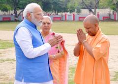 PM Modi Varanasi Visit : તસવીરોમાં જુઓ પીએમ મોદીનો વારાણસી પ્રવાસ, રાજ્યપાલ અને મુખ્યમંત્રીએ આ રીતે કર્યુ સ્વાગત