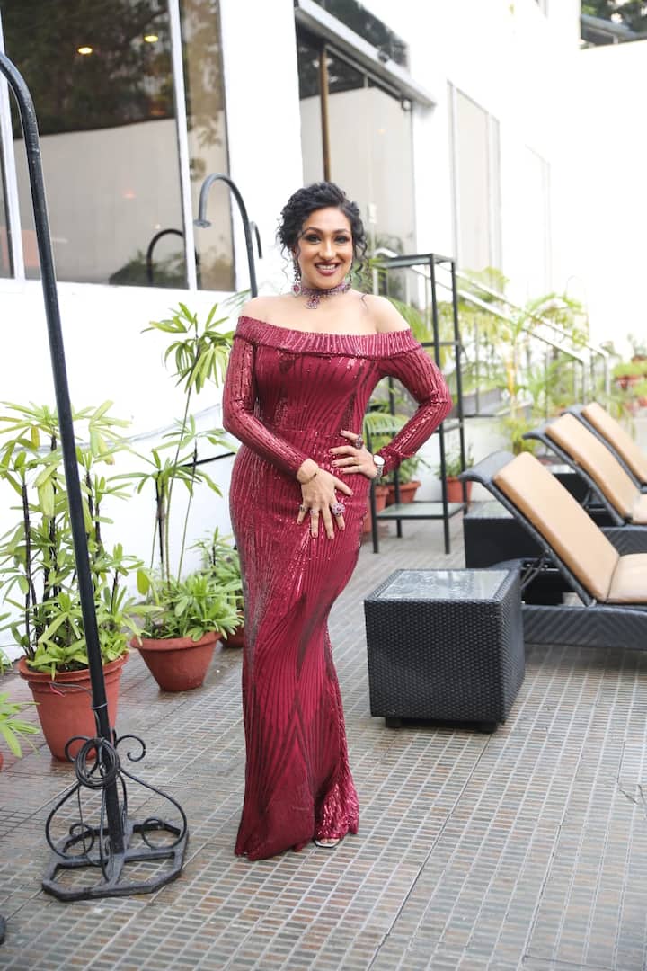 দর্শকের এই ছবি কেমন লাগে এখন অপেক্ষা সেটাই দেখার।