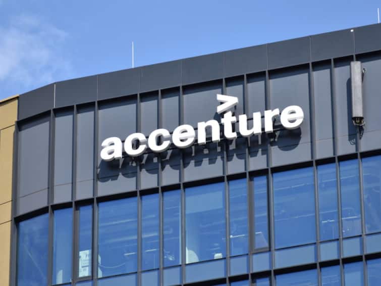 Largecap vs midcap Accenture earnings show which IT companies may benefit, check details IT companies: ఐటీ కంపెనీల దారెటు, యాక్సెంచర్‌ ఏ సిగ్నల్‌ ఇచ్చింది?