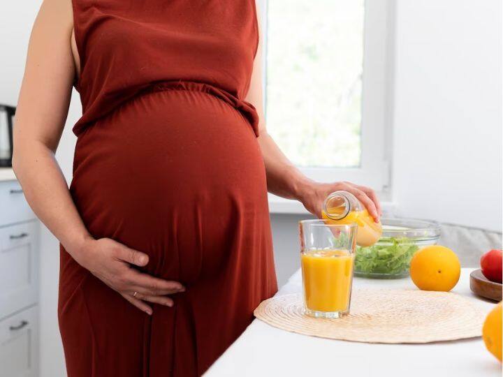 Chaitra Navratri 2023 Fasting Rules For Pregnant Women Follow These Tips During Nine Days Vrat Navratri 2023: प्रेग्नेंसी के दौरान रखा है पूरे 9 दिनों का व्रत! तो जान लें क्या करना चाहिए और क्या नहीं?