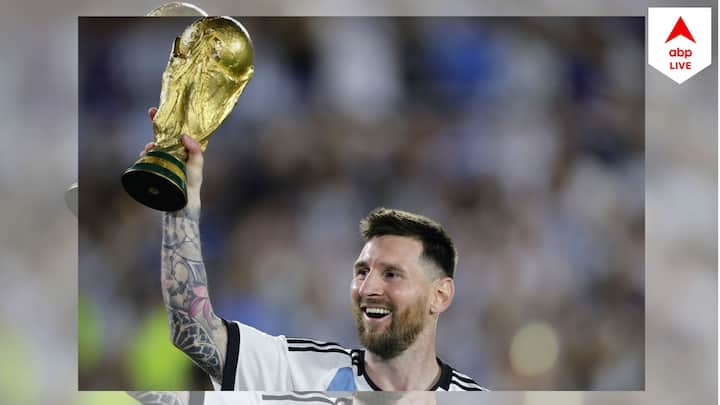 Argentina Football Team: ম্যাচের ৭৮ মিনিটে এগিয়ে যায় আর্জেন্তিনা। তারপর শেষ বাঁশি বাজার আগে দ্বিতীয় গোল করেন মেসি নিজেই।