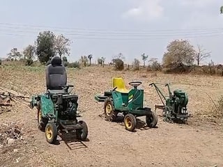 Wardha News : अल्पभूधारक शेतकऱ्यांसाठी 'यांत्रिक जुगाड', वर्ध्यातील शेतकऱ्याचा यशस्वी प्रयोग; मिनी ट्रॅक्टरचीही निर्मिती