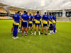 Photos: चेन्नई सुपर किंग्स के 5 गेंदबाज जो अपनी टीम के लिए बन सकते हैं मैच विनर, देखें लिस्ट